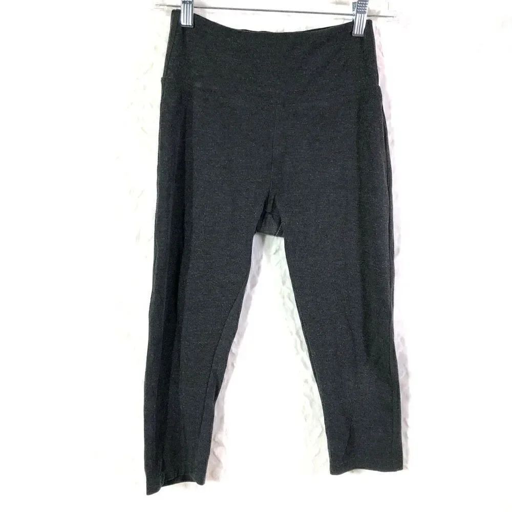 Marika Women's Cropped Leggings Workout Active Wear Sports Elastic Gray Small